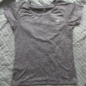 NWOT  Rabbit workout tee